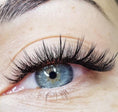 Bild in Galerie-Betrachter laden, Lash Pro Expert Wimpernverlängerung Intensivschulung in Köln – 1:1 & Volumentechnik