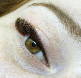 Wimpernverlängerung Volumen Schulung Köln – Fächertechnik Kurs (1 Tag)